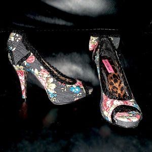 Betsey Johnson heels
